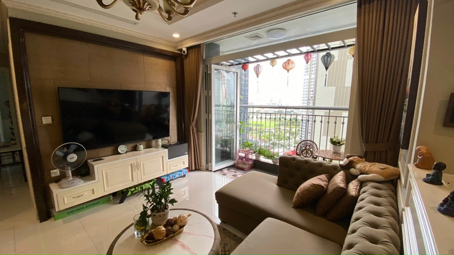 Căn hộ Vinhomes Central Park, Quận Bình Thạnh Căn hộ Vinhomes Central Park ban công rộng rãi, đầy đủ nội thất.