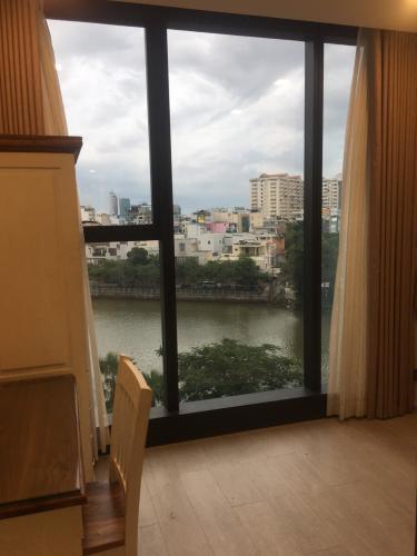 Phòng ngủ Vinhomes Golden River, Quận 1 Căn hộ Vinhomes Golden River view sông và thành phố thơ mộng.