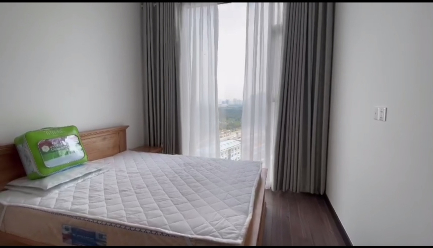 Căn hộ Empire City, Quận 2 Căn hộ Empire City có 2 phòng ngủ, nội thất cơ bản.