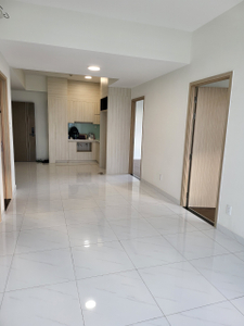 Căn hộ Safira Khang Điền tầng 18 thiết kế 3 phòng ngủ, không gian thoáng đãng.