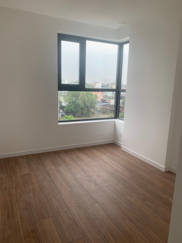 Căn hộ D'Lusso, Quận 2 Căn hộ D'Lusso tầng 3 tiện di chuyển, bàn giao nội thất cơ bản.