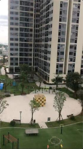 View Vinhomes Grand Park Quận 9 Căn hộ Vinhomes Grand Park view nội khu, nội thất đầy đủ.