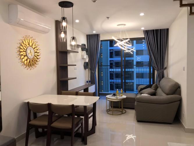 Phòng khách Vinhomes Grand Park Quận 9 Căn hộ Vinhomes Grand Park tầng trung, view nội khu đón mát.