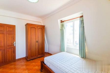 Phòng ngủ căn hộ dịch vụ Camellia Apartment, Quận 2 Căn hộ dịch vụ Camellia Apartment gồm 4 phòng ngủ, đầy đủ nội thất.