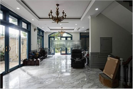 Biệt thự Quận 7 Biệt thự diện tích 250m2 thiết kế 1 trệt, 3 lầu và 1 tầng hầm để xe rộng rãi.