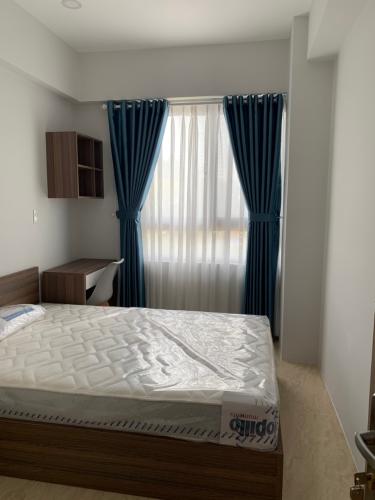 phòng ngủ Cho thuê căn hộ Saigon South Residence 3PN, tầng thấp, DT 100m2, đầy đủ nội thất
