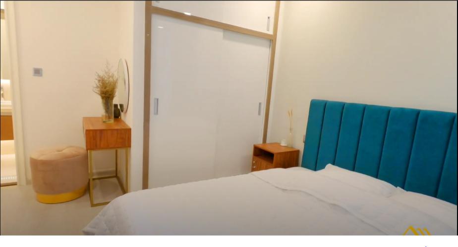 Không gian căn hộ Vinhomes Golden River, Quận 1 Căn hộ tầng 5 Vinhomes Golden River nội thất đầy đủ, view nội khu yên tĩnh