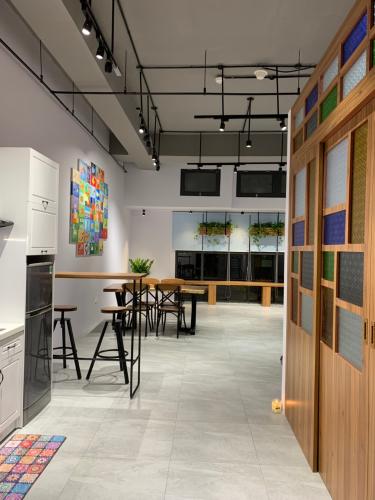 Căn hộ The Sun Avenue Office-tel tầng thấp The Sun Avenue có thiết kế hiện đại, nội thất đầy đủ