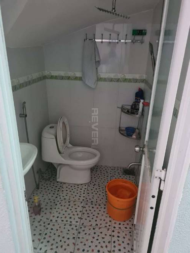 Nhà phố Quận Gò Vấp Nhà phố thiết kế 1 trệt, 1 lầu cửa hướng Đông Nam, đầy đủ nội thất.