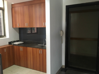 Căn hộ Chung cư Screc Tower, Quận 3 Căn hộ Chung cư Screc Tower tầng 19 diện tích 81m2, đầy đủ nội thất.