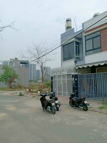 Đất nền Quận 9 Đất nền diện tích 53m2 hẻm xe hơi rộng rãi, kế bên Vinhomes Quận 9.