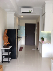 Căn hộ Botanica Premier Officetel Botanica Premier tầng 4 ban công hướng Tây Bắc.