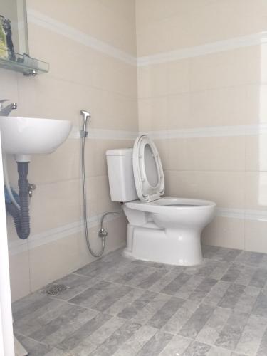 wc OT the sun avenue BÁN CĂN HỘ OT- THE SUN AVENUE.