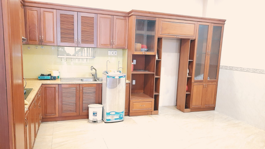 Nhà phố Quận Bình Thạnh Nhà phố thiết kế 1 trệt, 3 lầu tiện làm văn phòng hoặc Ký túc xá.