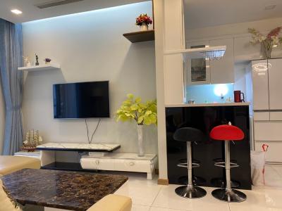 Căn hộ Vinhomes Central Park, Quận Bình Thạnh Căn hộ Vinhomes Central Park cửa hướng Nam, view nội khu yên tĩnh.