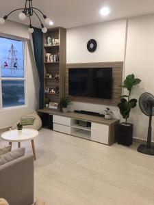Phòng khách , Căn hộ CitiHome , Quận 2 Căn hộ chung cư CitiHome nội thất đầy đủ, view thành phố thoáng mát.