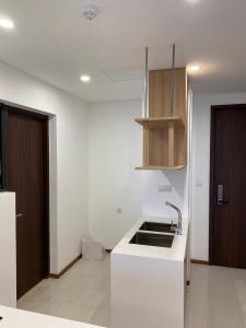 Phòng bếp One Verandah Quận 2 Căn hộ One Verandah tầng 12, đầy đủ nội thất, view thành phố.