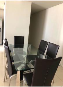 Căn hộ City Garden , Quận Bình Thạnh Căn hộ City Garden tầng 18 có 3 phòng ngủ, đầy đủ nội thất.