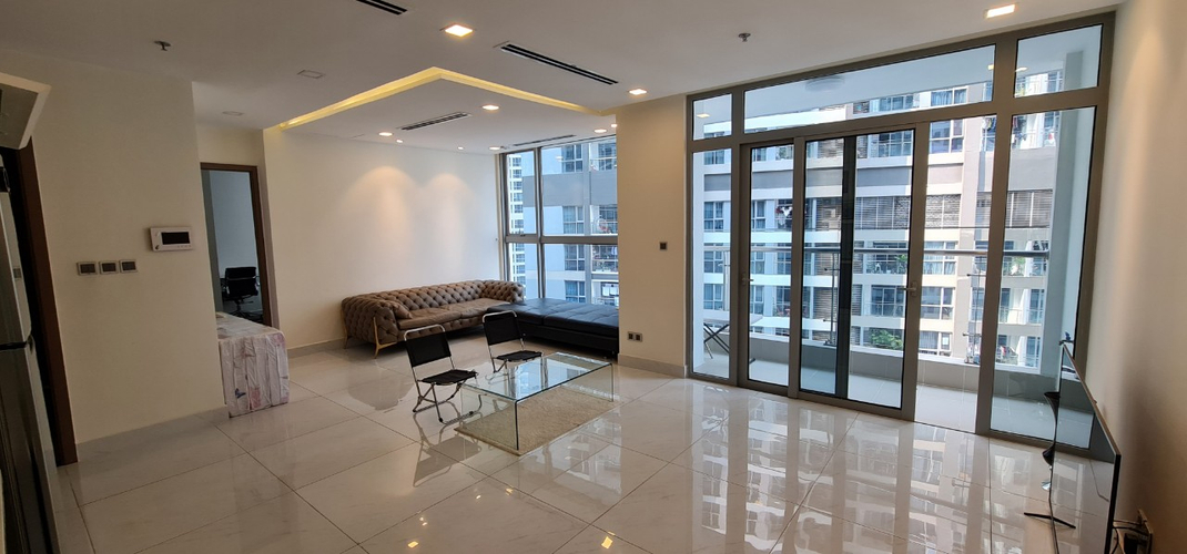 Căn hộ Vinhomes Central Park, Quận Bình Thạnh Căn hộ Vinhomes Central Park tầng 23 thiết kế hiện đại, view sông thoáng mát.