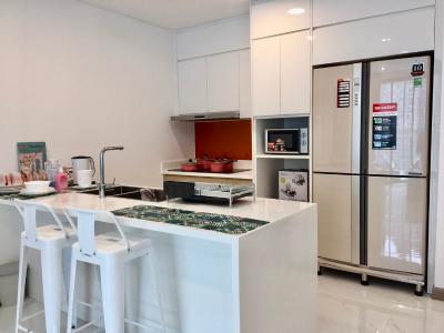 Căn hộ Sunwah Pearl, Quận Bình Thạnh Căn hộ Sunwah Pearl tầng 12A ban công hướng Đông Bắc, đầy đủ nội thất.