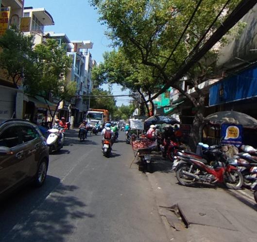 Đường trước nhà phố Quận Bình Thạnh Nhà lô góc có 2 mặt tiền hẻm đường Vạn Kiếp, khu dân cư an ninh yên tĩnh.