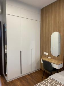 Phòng ngủ One Verandah Quận 2 Căn hộ One Verandah view thành phố, nội thất tiện nghi.