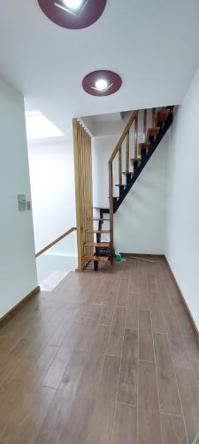 Nhà 1 trệt 2 lầu 1 sân thượng hẻm Huỳnh Tấn Phát, phường Phú Thuận, Quận 7 Bán nhà hẻm Huỳnh Tấn Phát diện tích 5x11m, pháp lý đầy đủ.