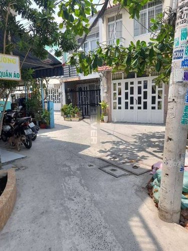 Đường trước đất nền Huyện Nhà Bè Đất nền căn góc có 2 mặt tiền cực thoáng, diện tích 57m2 vuông vắn.