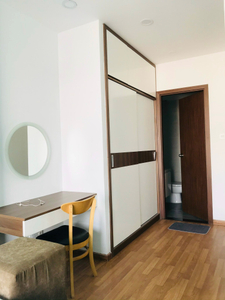 Căn hộ Kingston Residence, Quận Phú Nhuận Căn hộ Kingston Residence tầng 7 thiết kế 2 phòng ngủ, đầy đủ nội thất.