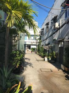 Hẻm nhà phố đường Huỳnh Tấn Phát, Quận 7 Nhà phố hướng Tây Bắc diện tích 4mx16m, hẻm xe hơi.