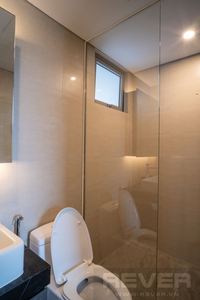 Căn hộ Empire City, Quận 2 Căn hộ Empire City tầng 7 thiết kế có 2 phòng ngủ, nội thất cơ bản.