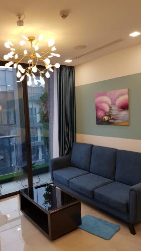 Phòng khách căn hộ Vinhomes Golden River Căn hộ Vinhomes Golden River đầy đủ nội thất tiện nghi, tầng cao.