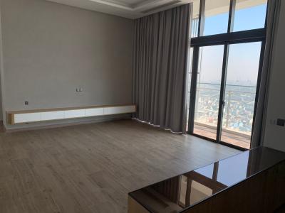 phòng khách penthouse riviera point Căn hộ Penthouse Riviera Point tầng cao, ngắm nhìn thành phố.