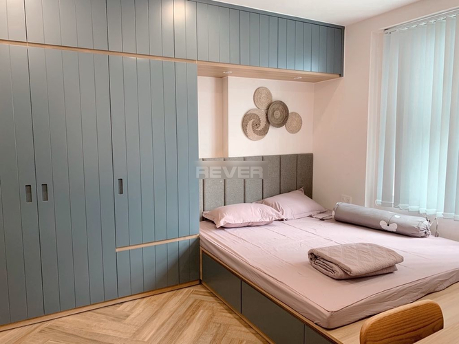 Căn hộ Saigon South Residence, Huyện Nhà Bè Căn hộ tầng 14 Saigon South Residences diện tích 72m2, đầy đủ nội thất.