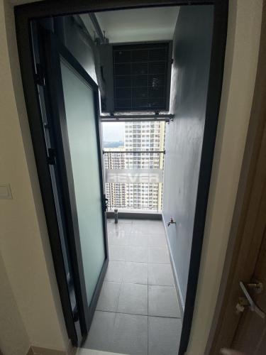 Lô gia Vinhomes Grand Park Quận 9 Căn hộ Vinhomes Grand Park tầng cao, hướng Đông Nam mát mẻ.