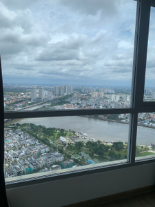 View căn hộ Vinhomes Central Park, Quận Bình Thạnh Căn hộ Vinhomes Central Park tầng 46 view đón gió thoáng mát, tiện ích đầy đủ.