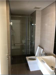 toilet căn hộ Masteri Millennium Căn hộ Masteri Millennium tầng cao view thành phố sầm uất.