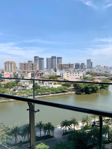 Vinhomes Golden River Căn hộ Vinhomes Golden River thiết kế sang trọng, view đón gió mát.