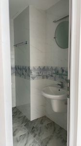 Căn hộ Conic Riverside, Quận 8 Căn hộ Conic Riverside view nội khu hồ bơi, nội thất cơ bản.