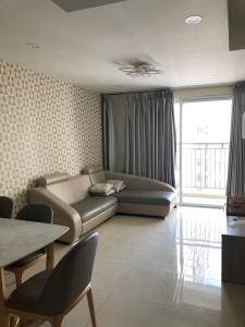 Phòng khách căn hộ Sunrise Riverside, Huyện Nhà Bè Căn hộ Sunrise Riverside bàn giao đầy đủ nội thất, thiết kế hiện đại.