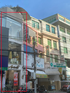 Mặt tiền nhà phố Quận Phú Nhuận Nhà phố đường Trần Huy Liệu, diện tích 38.75m2 đầy đủ nội thất.