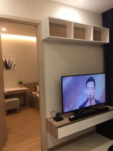 Căn hộ New City Thủ Thiêm, Quận 2 Căn hộ New City Thủ Thiêm tầng 10, đầy đủ nội thất và tiện ích.