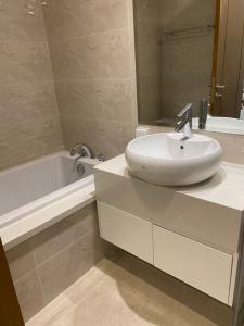 Căn Officetel Vinhomes Central Park, Quận Bình Thạnh Căn Officetel Vinhomes Central Park tầng 3, cửa hướng Đông Nam.