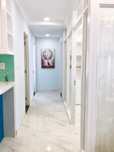 Không gian căn hộ Sunrise Riverside, Huyện Nhà Bè Căn hộ Sunrise Riverside ban công hướng Tây, thiết kế hiện đại.