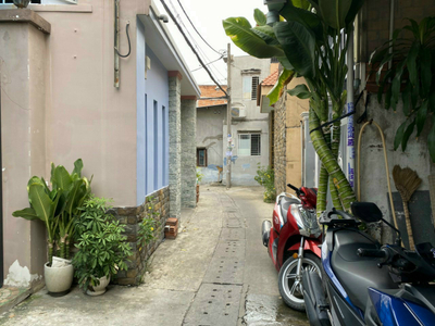 Đường trước nhà phố Quận Thủ Đức Nhà phố thiết kế 1 trệt, 1 lầu diện tích 37m2, khu dân cư hiện hữu.