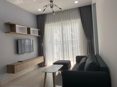 Phòng khách căn hộ Sunrise Riverside Căn hộ Sunrise Riverside cửa chính hướng Bắc, view nội khu yên tĩnh.