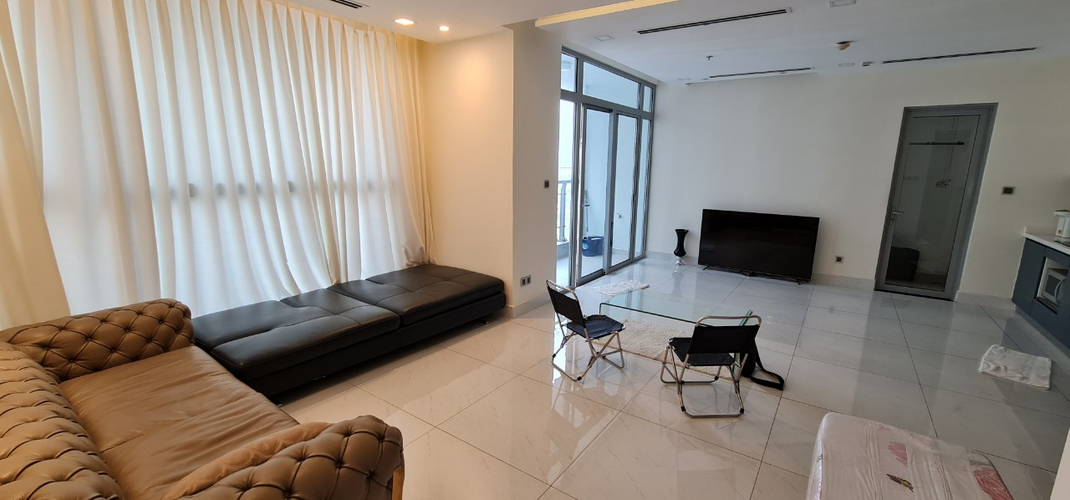 Căn hộ Vinhomes Central Park, Quận Bình Thạnh Căn hộ Vinhomes Central Park tầng 23 thiết kế hiện đại, view sông thoáng mát.