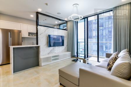 Phòng Khách Căn hộ Vinhomes Golden River hướng Tây Nam, diện tích 92.3m²