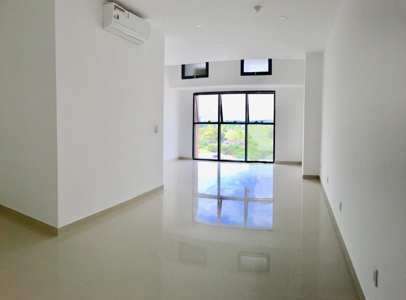 Căn hộ Officetel The Sun Avenue view nội khu hồ bơi nội thất cơ bản.