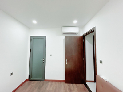 Căn hộ ResGreen Tower, Quận Tân Phú Căn hộ ResGreen Tower tầng 8 cửa hướng Tây Bắc, đầy đủ nội thất.